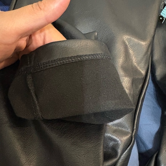 BBJ Los Angeles women’s Pants, M, Black Pleather Faux Leather Leggings Pull on - Picture 3 of 8